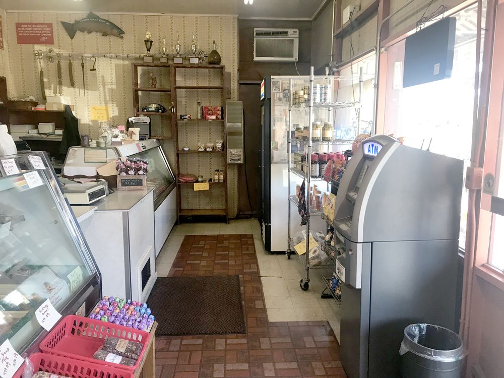 Milwaukie Retail Opportunity: 18893 SE McLoughlin Blvd, Portland, OR 97267